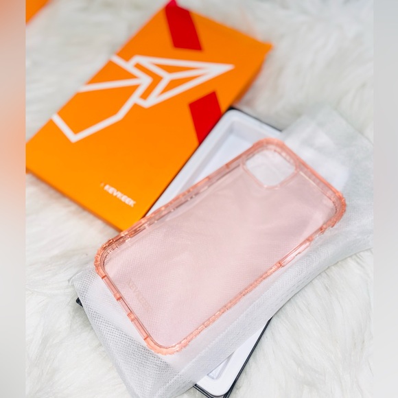 iPhone 14 Plus Pink Transparent Case - Picture 8 of 8